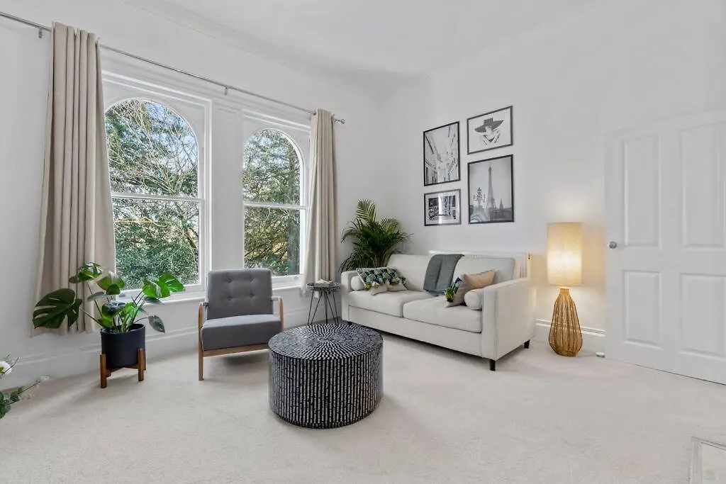 Cosy Apartment In The Heart Of Southampton 0*,