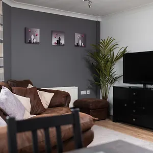  Apartment Charming 2br Ground Floor Flat In Sholing, 11 Mins From Centre - Recently Set Up With